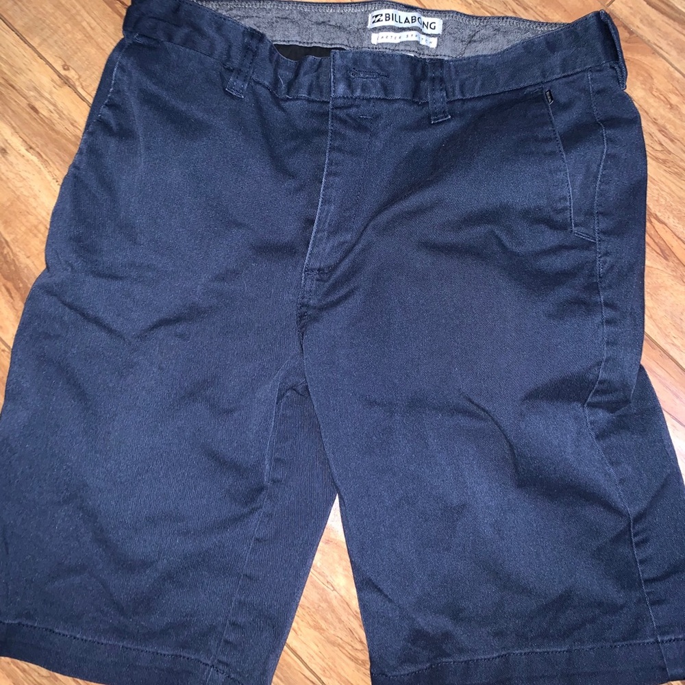 Billabong boys size 28 shorts